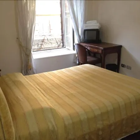 Bed & Breakfast Colosseum 2*